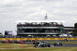 Льюис Хэмилтон, Mercedes AMG F1 W06