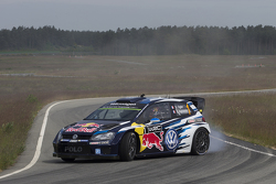 Sèbastien Ogier et le champion d'échecs Magnus Carlsen testent la VW Polo R