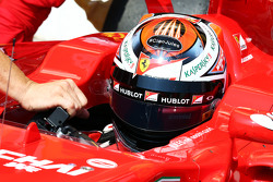 Kimi Raikkonen, Ferrari SF15-T con un homenaje a Jules Bianchi