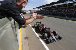 Fernando Alonso, McLaren Honda aan de finish