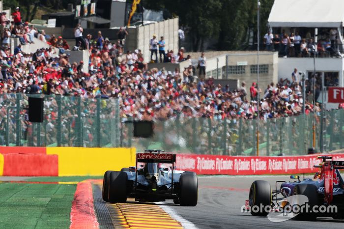 Romain Grosjean, Lotus F1 E23
