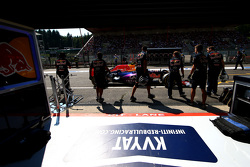 Daniil Kvyat, Red Bull Racing RB11