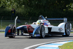 Tom Dillmann, Team Aguri