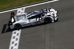 #18 Porsche Team Porsche 919 Hybrid : Romain Dumas, Neel Jani, Marc Lieb
