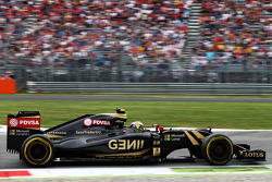 Pastor Maldonado, Lotus F1 E23