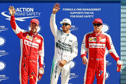 Poleman Lewis Hamilton, Mercedes AMG F1 Team, secondo Kimi Raikkonen, Ferrari, terzo Sebastian Vette