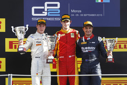 Race 1 Podium: second place Stoffel Vandoorne, ART Grand Prix and winner Alexander Rossi, Racing Engineering and third place Mitch Evans, RUSSIAN TIME