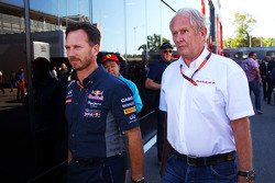 Кристиан Хорнер, руководитель команды Red Bull Racing и доктор Хельмут Марко, консультант Red Bull M