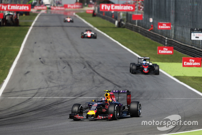 Daniil Kvyat, Red Bull Racing RB11