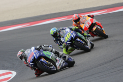 Jorge Lorenzo und Valentino Rossi, Yamaha Factory Racing, mit Marc Marquez, Repsol Honda Team