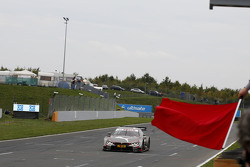 Победитель - Том Бломквист, BMW Team RBM BMW M4 DTM