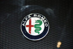 Логотип Alfa Romeo