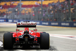 Sebastian Vettel, Ferrari SF15-T