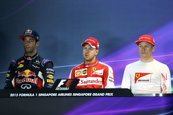 Rueda de prensa: ganador de la pole de Sebastian Vettel, de Ferrari, el segundo lugar Daniel Ricciar