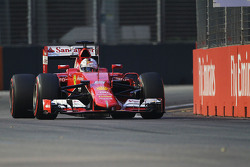 Себастьян Феттель, Ferrari SF15-T