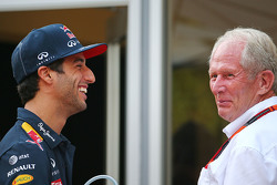 Daniel Ricciardo, Red Bull Racing avec le Dr Helmut Marko, Red Bull Motorsport, Consultant