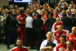 L'incident entre les mécaniciens Ferrari et la sécurité dans le Parc Fermé