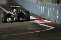 Льюис Хэмилтон, Mercedes AMG F1 W06