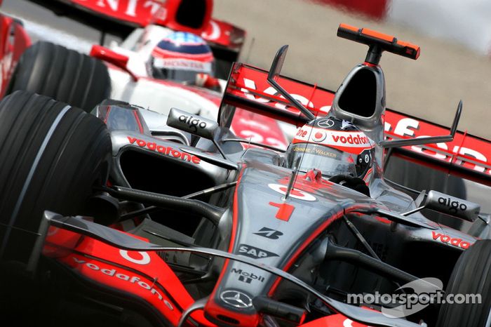 Derrotando Alonso, 2007: O auge do time foi no GP do Canadá de 2007, quando Takuma Sato causou espanto de todos ao passar por Fernando Alonso para ficar em sexto no final da prova.