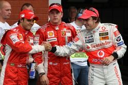 Clasificación resultados 2do lugar Felipe Massa, Scuderia Ferrari con 1er lugar Kimi Raikkonen, Scud