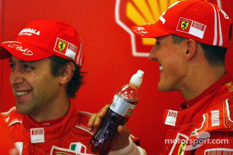 Michael Schumacher, Test Pilotu, Scuderia Ferrari, F2007 ve Luca Badoer, Test Pilotu, Scuderia Ferra