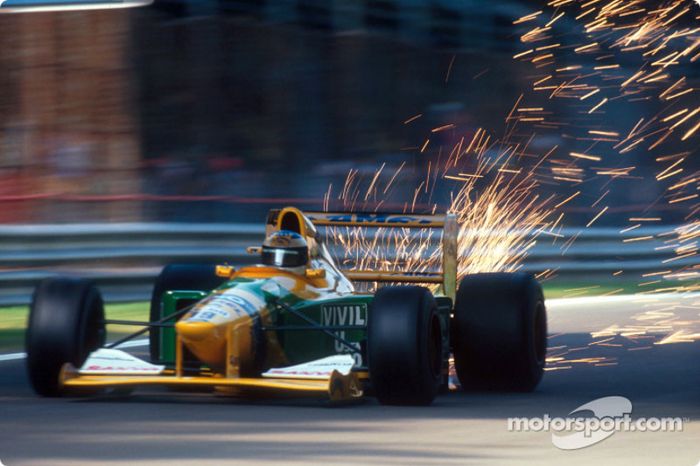 1992: Benetton B192