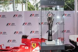 Trofeo para el primer lugar del Gran Premio de México 2015