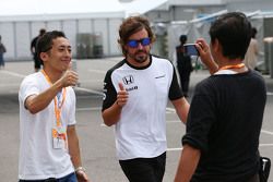 Fernando Alonso, McLaren con sus fans