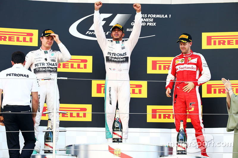 Podium: Race winner Lewis Hamilton, Mercedes AMG F1 Team, second place Nico Rosberg, Mercedes AMG F1