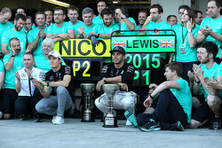 Победитель гонки - Льюис Хэмилтон, Mercedes AMG F1 Team, второе место - Нико Росберг, Mercedes AMG F