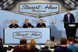 Gene Haas, Clint Bowyer y Tony Stewart, Stewart-Haas Racing