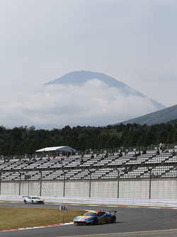 #51 AF Corse Ferrari 458 GTE: Gianmaria Bruni, Toni Vilander