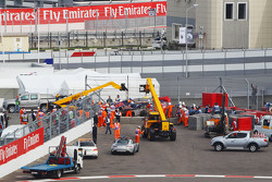 Carlos Sainz Jr., Scuderia Toro Rosso STR10 na crash