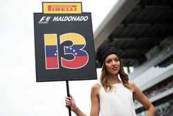 Grid girl de Pastor Maldonado, Lotus F1 Team