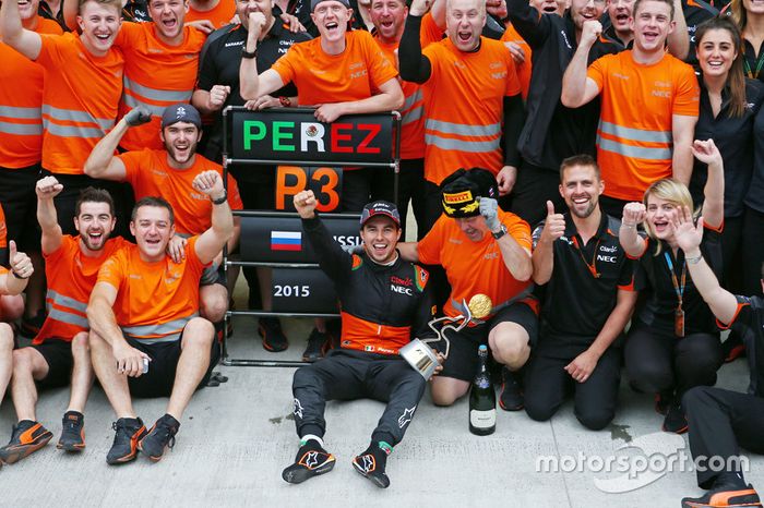 Sergio Pérez, Sahara Force India F1 celebra su tercera posición con el equipo