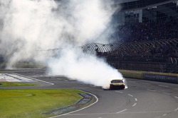 Race winnaar Joey Logano, Team Penske Ford