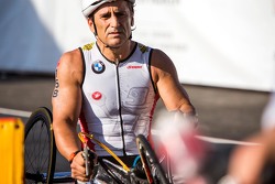 Алекс Дзанарди на состязаниях по триатлону Hawaii Ironman