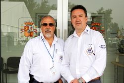 Juan Valles, director médico del Gran Premio de México y  Jaime Fandiño, codirector médico del GP de México