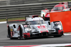 #8 Audi Sport Team Joest Audi R18 e-tron quattro: Lucas di Grassi, Loic Duval, Oliver Jarvis