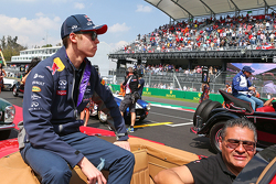 Daniil Kvyat, Red Bull Racing op de rijdersparade