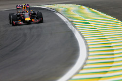 Даниил Квят, Red Bull Racing RB11