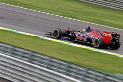 Carlos Sainz Jr, Scuderia Toro Rosso STR10