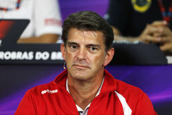 Graeme Lowdon, Manor Marussia F1 Team, Geschäftsführer, in der FIA-Pressekonferenz