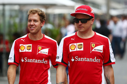 Sebastian Vettel, Ferrari, mit Kimi Räikkönen, Ferrari