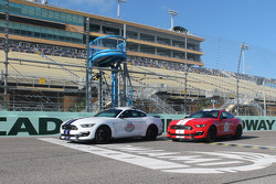Shelby GT350 Mustang pace car