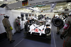 保时捷车队17号保时捷919 Hybrid赛车:蒂莫·伯恩哈德、马克·韦伯、布兰登·哈特利