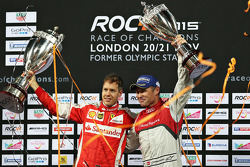 Il vincitore Sebastian Vettel, al secondo posto Tom Kristensen