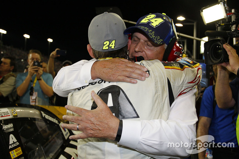 Jeff Gordon, Hendrick Motorsports Chevrolet with team owner Rick Hendrick