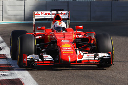 Sebastian Vettel, Ferrari SF15-T