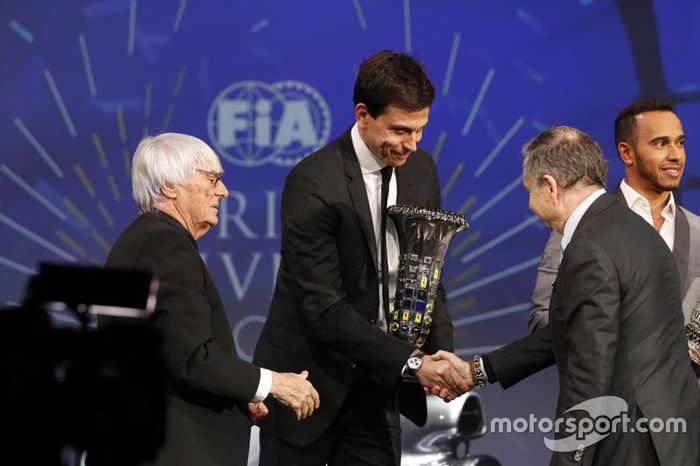 Lewis Hamilton, Mercedes AMG F1, Bernie Ecclestone, Toto Wolff, Mercedes AMG F1 Accionista y Director Ejecutivo